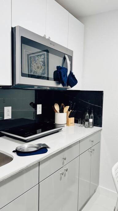 Conociendo Miami Apartment Хаялия Екстериор снимка